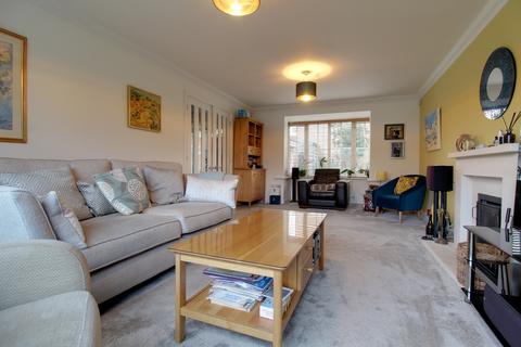 38 Lipizzaner Fields, Whiteley, Fareham, PO15 7BH