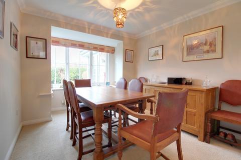 38 Lipizzaner Fields, Whiteley, Fareham, PO15 7BH