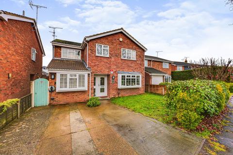 4 bedroom detached house to rent - Bishopsteignton, Southend-on-sea, SS3
