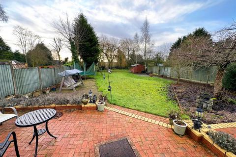 48 Barkers Lane, Wythall, Birmingham, B47 6BU