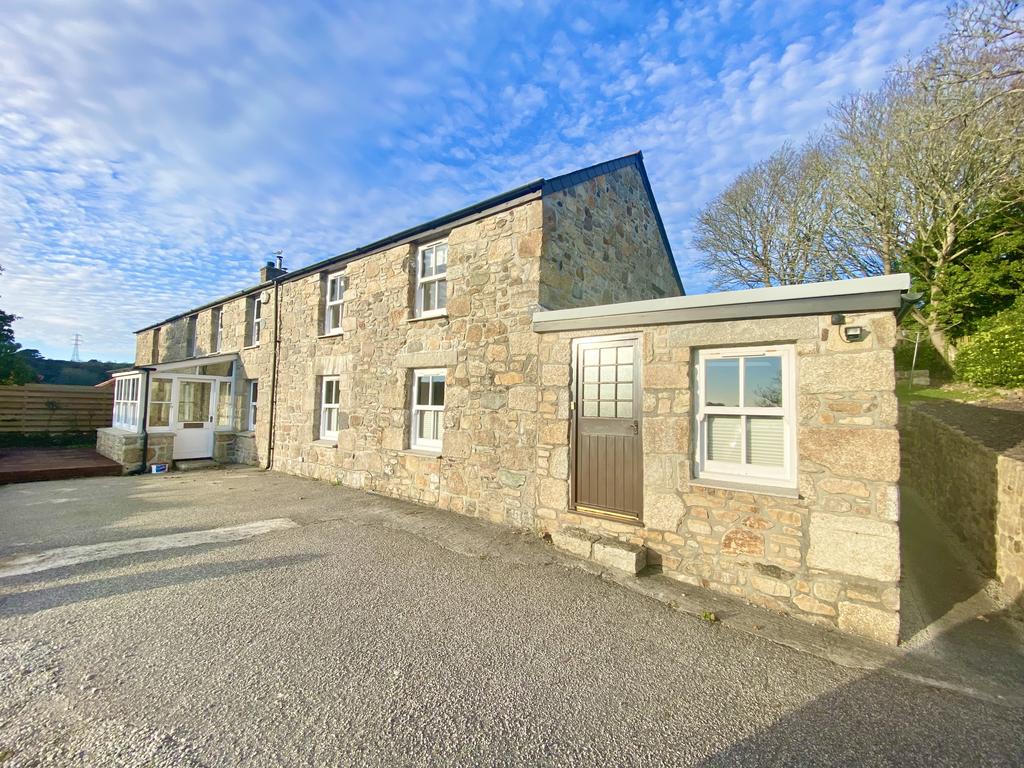 6 bedroom house for sale