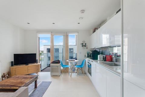 Studio to rent, Cordage House, 21 Wapping Lane, London, E1W