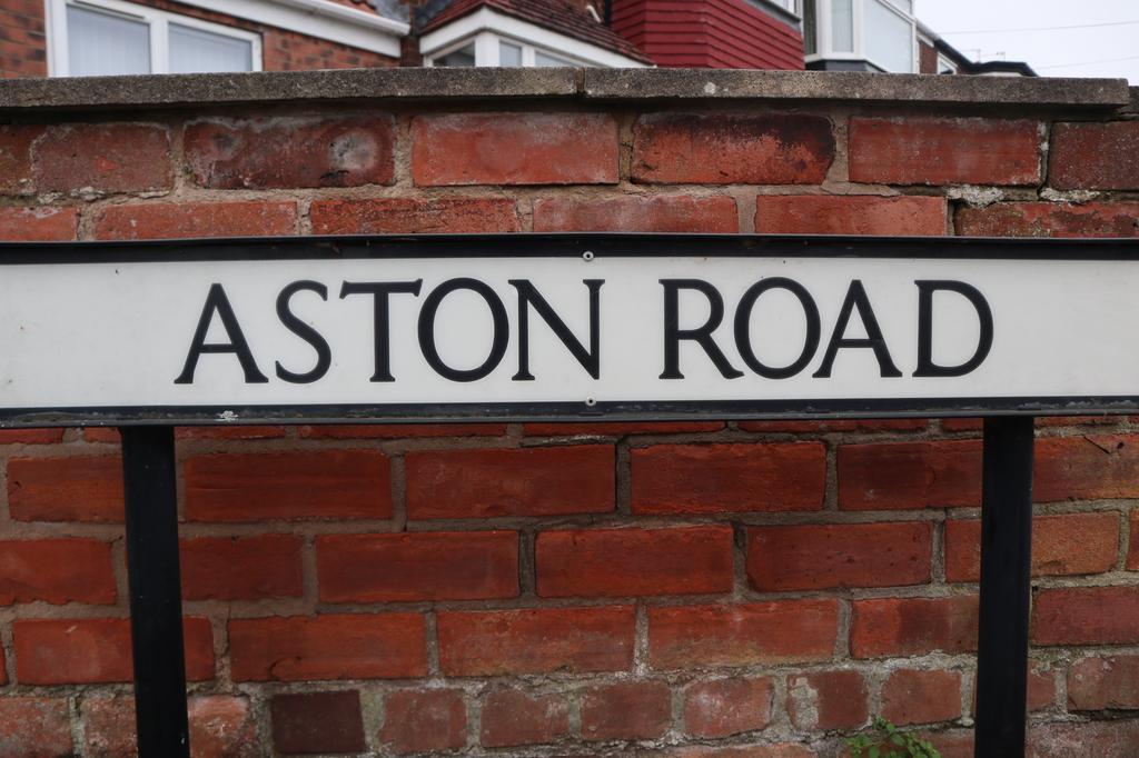Aston Road, Willerby, HU10 2 bed terraced house £595 pcm (£137 pw)