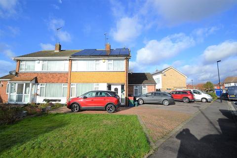 30 Park Way, Feltham, TW14 9DJ