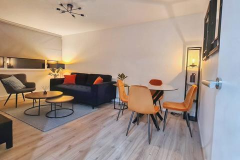 2 bedroom flat to rent, Philpot Street, London E1