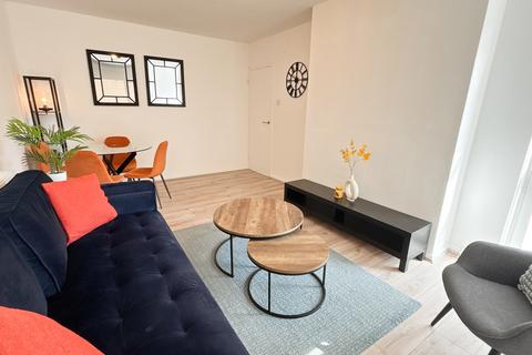 2 bedroom flat to rent, Philpot Street, London E1