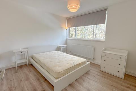 2 bedroom flat to rent, Philpot Street, London E1