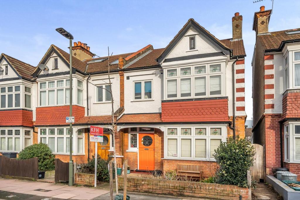 Hampden Road, Beckenham 3 bed end of terrace house £800,000