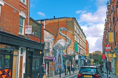 Shop to rent, Hanbury Street, London, E1