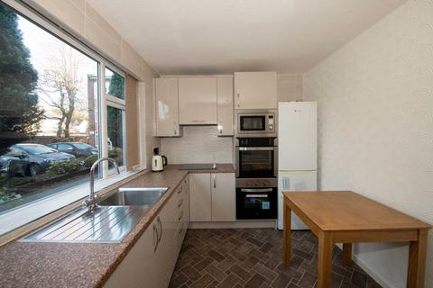 2 bedroom flat to rent - Grosvenor Court, Park Lane, Salford