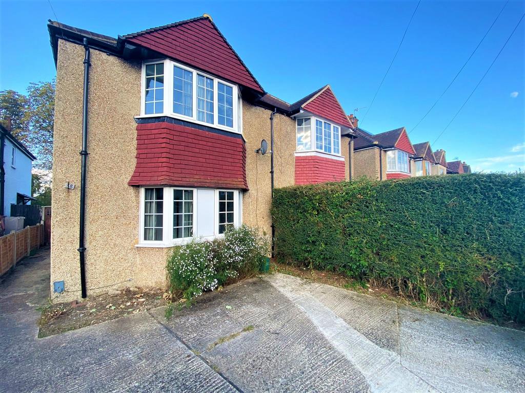 Grantley Road, Guildford, Surrey, GU2 5 bed semidetached house to rent