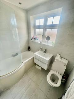 29 Stoke Road, Rainham, RM13 9SF