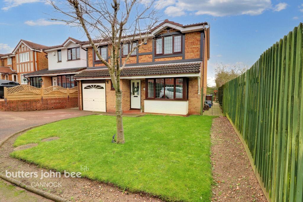 St Pauls Close, Cannock 4 bed detached house £390,000