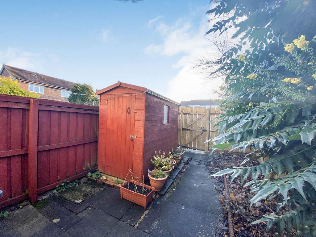 Stirling Drive, Bedlington, Northumberland, NE22 5YF 2 bed terraced