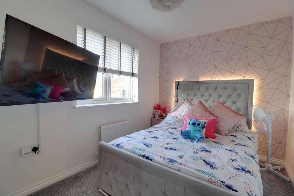 Bedroom 3 (Double)