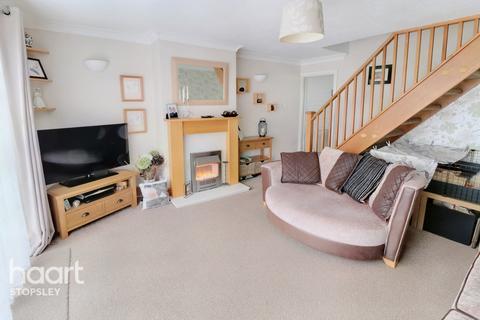 28 Dorel Close, Luton, LU2 7JH