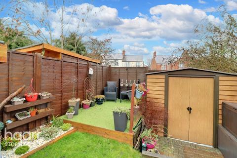 28 Dorel Close, Luton, LU2 7JH