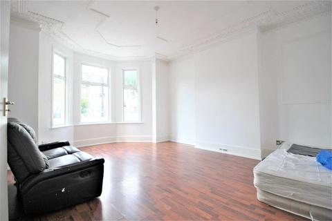 6 bedroom terraced house for sale, Central Park Road, East Ham, E6