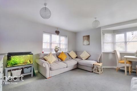 54 Bramble Tye, Laindon, Basildon, SS15 5GS