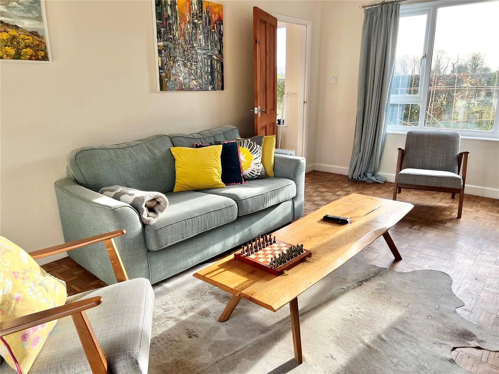 Doughton, Tetbury 3 bed semidetached house £1,500 pcm (£346 pw)