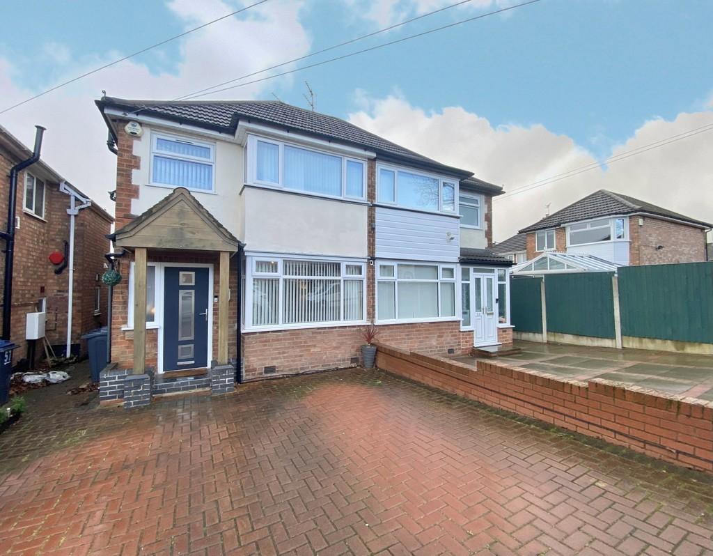 Charlbury Crescent, Yardley 3 bed semidetached house £260,000