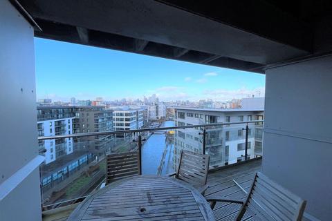 2 bedroom apartment to rent, McClintock House
