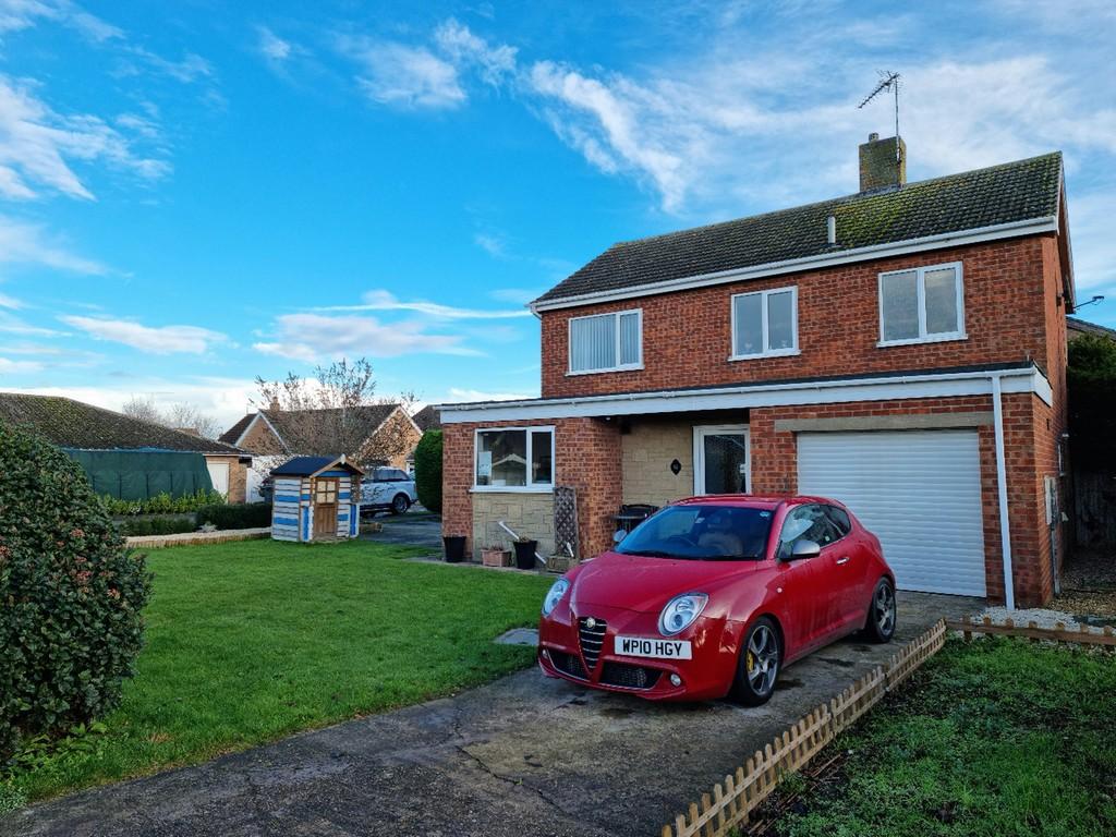 Godson Avenue, Heckington 4 bed detached house £1,250 pcm (£288 pw)