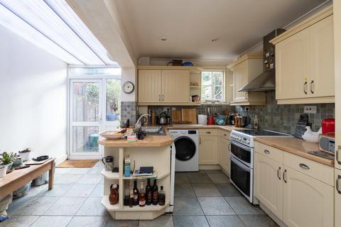 76 Furlong Road, Westcott, Dorking, RH4 3QL