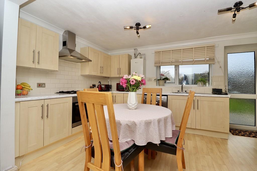 Greetwell Close, Lincoln 3 bed terraced house £225,000