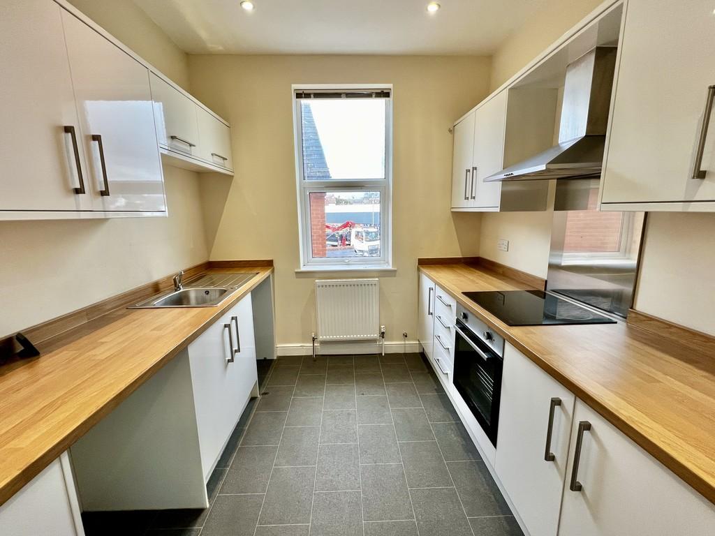 Main Road, Radcliffe On Trent 2 bed apartment £695 pcm (£160 pw)