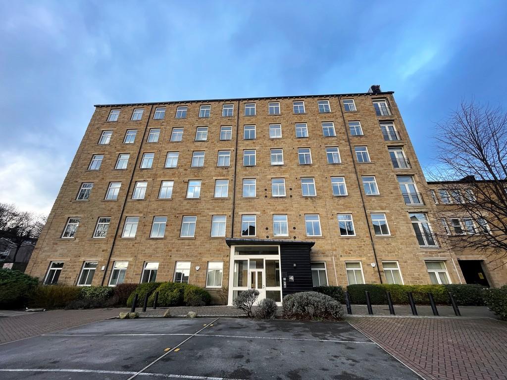 Textile Street, Dewsbury 1 bed apartment £500 pcm (£115 pw)