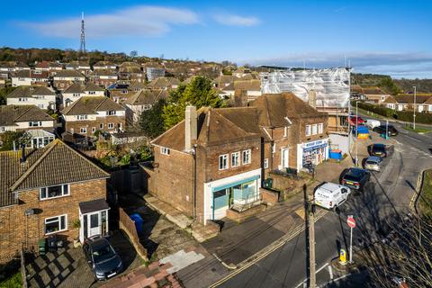39 Manor Hill, Brighton, BN2 5EL
