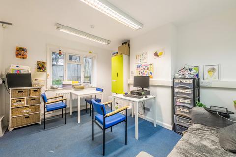 39 Manor Hill, Brighton, BN2 5EL