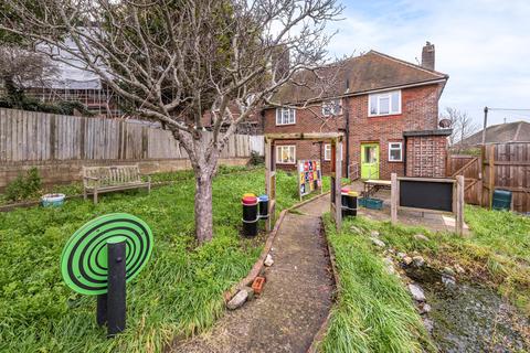 39 Manor Hill, Brighton, BN2 5EL