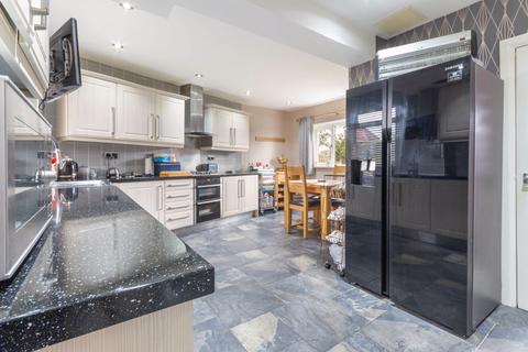 3 bedroom terraced house for sale - Church Road, Wylam, Northumberland