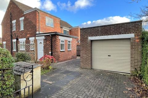 3 bedroom semi-detached house for sale - Newsam Road, Eaglescliffe, TS16 0ED