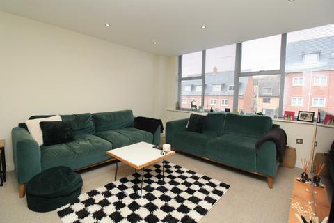 2 bedroom apartment to rent, Commercial Road, Ashley Cross