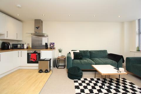 2 bedroom apartment to rent, Commercial Road, Ashley Cross