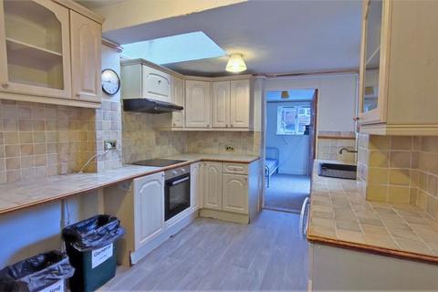 4 bedroom terraced house to rent - Hill View Road, Farnham