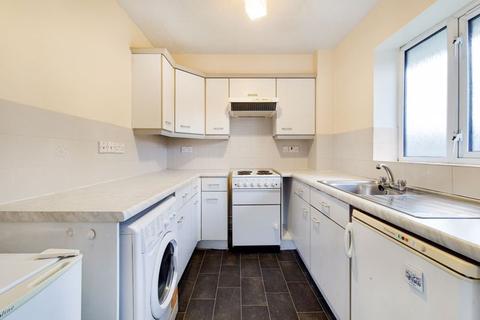 83 Muggeridge Close, South Croydon, CR2 7LB