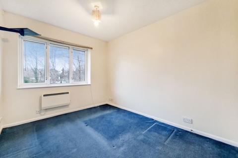 83 Muggeridge Close, South Croydon, CR2 7LB