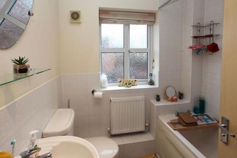 61 Gatcombe Way, Priorslee, Telford, TF2 9GZ