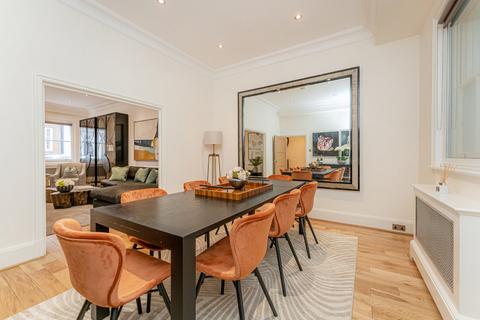 4 bedroom mews for sale, Headfort Place, Belgravia, London, SW1X