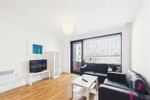 3 bedroom flat to rent, The Gallery, 14 Plaza Boulevard, Liverpool, L8