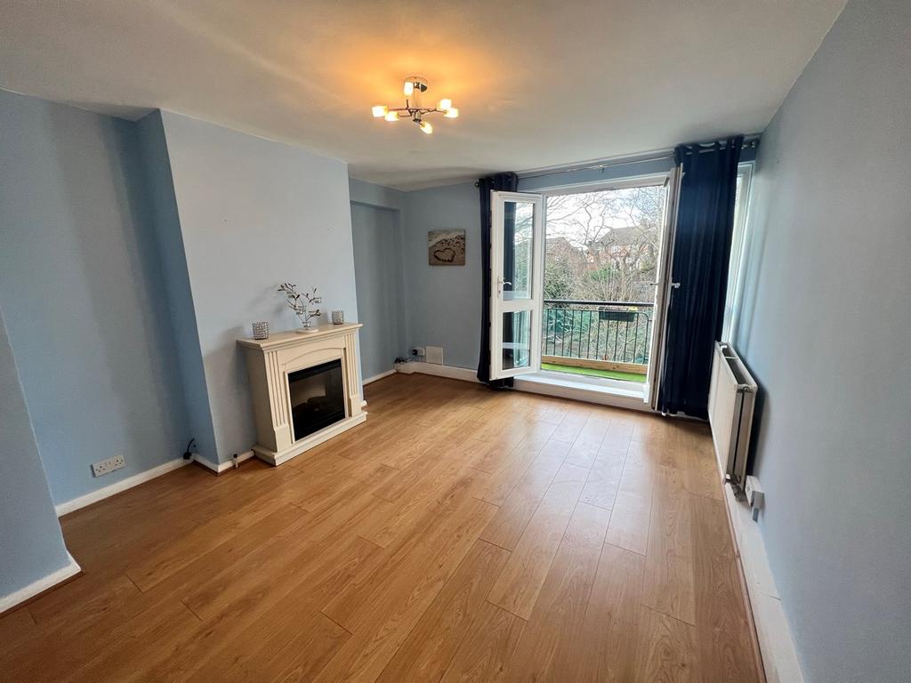 Bowmans Close, Potters Bar, EN6 1 bed apartment £1,100 pcm (£254 pw)