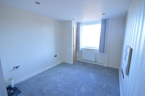 2 bedroom apartment for sale - Lynmouth Avenue, Chelmsford, CM2