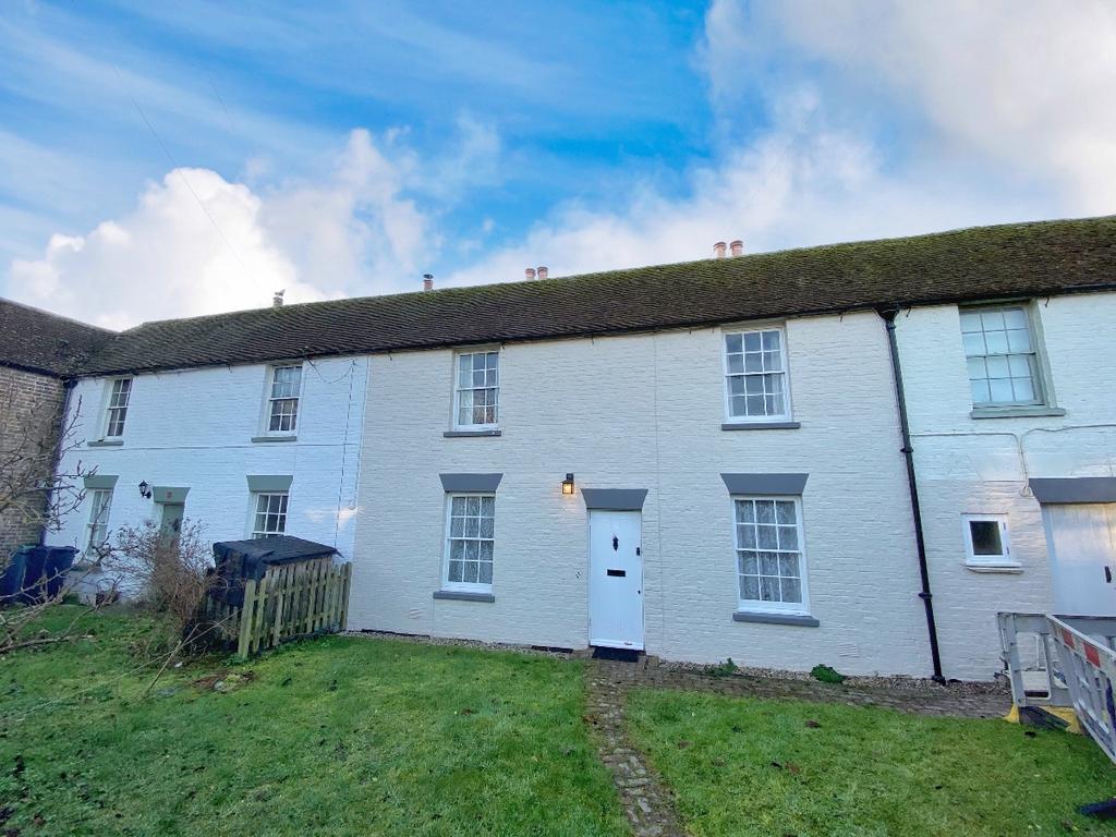 Monkton Street, Monkton, Ramsgate 2 bed terraced house £1,050 pcm (£