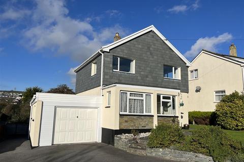 3 bedroom detached house for sale - Roslyn Close, St. Austell