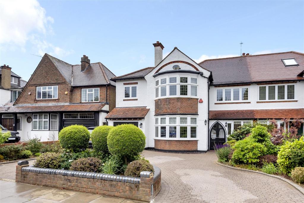 Chandos Avenue, Whetstone 5 bed semidetached house £1,665,000