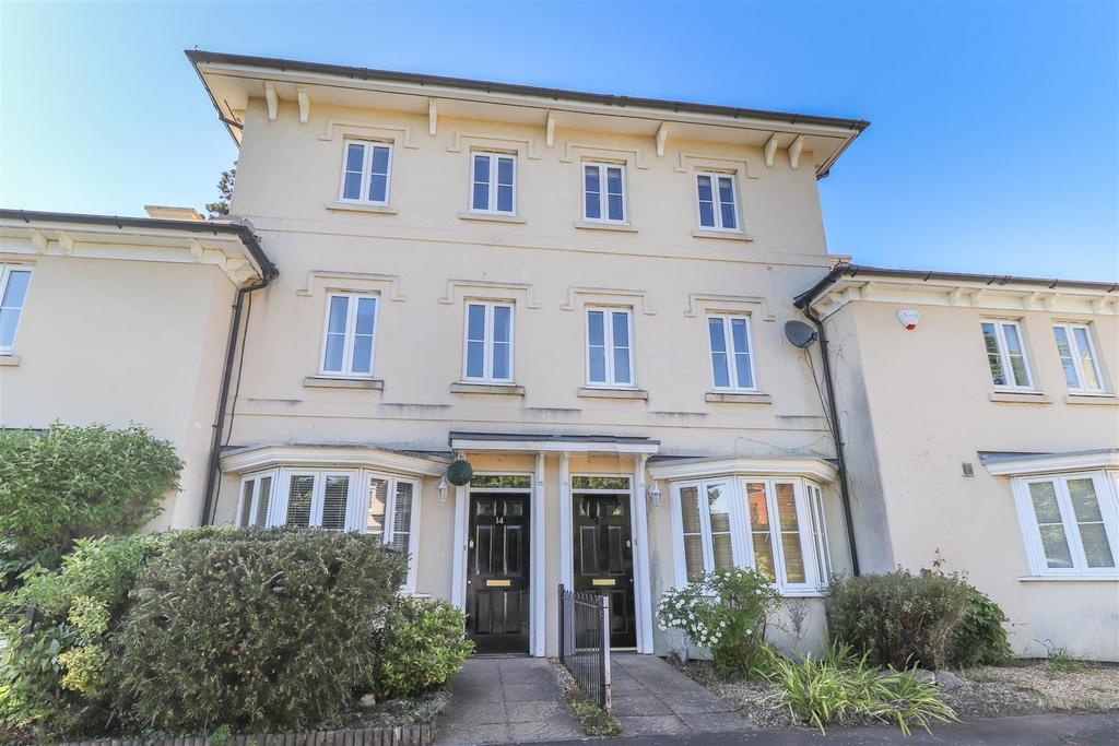 Campriano Drive, Warwick 3 bed terraced house for sale £390,000